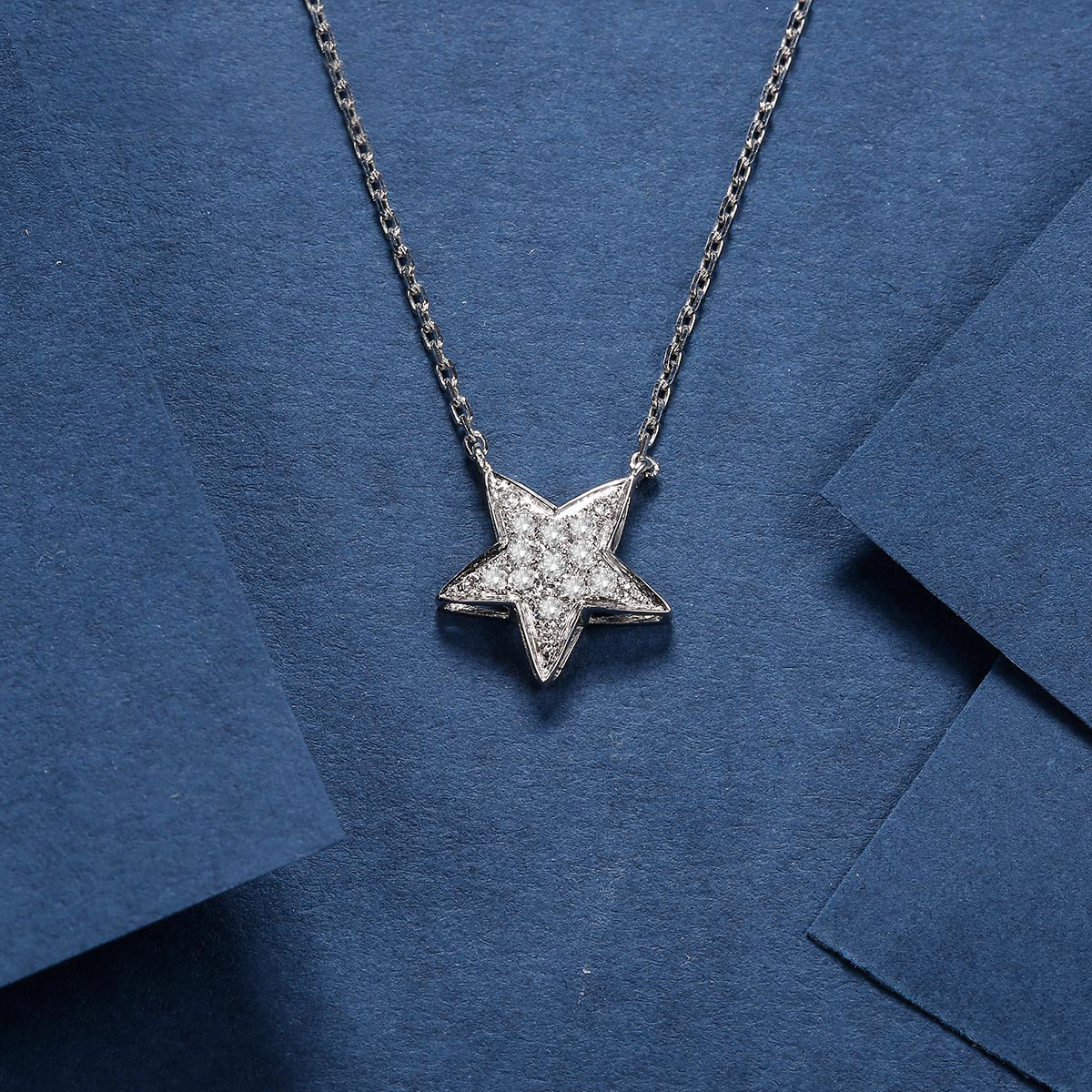 Rio Diamonds étoile Diamond Necklace 18K White Gold · v4