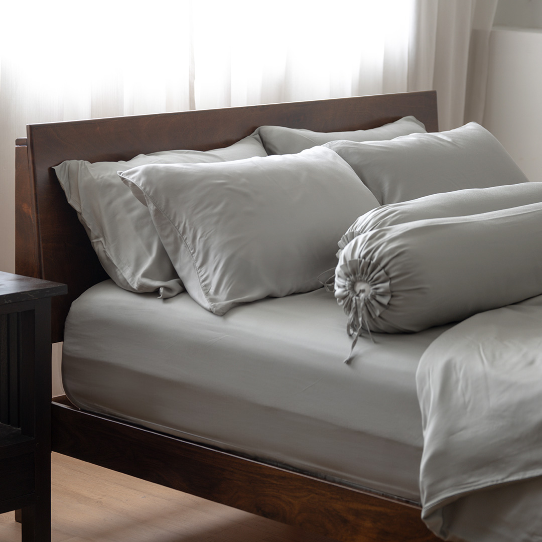 Weavve Signature TENCEL™ Deluxe Set (ผ้าปูที่นอนแบบรัดมุม ปลอกผ้านวม ปลอกหมอนอิง) [ชุดเครื่องนอน]