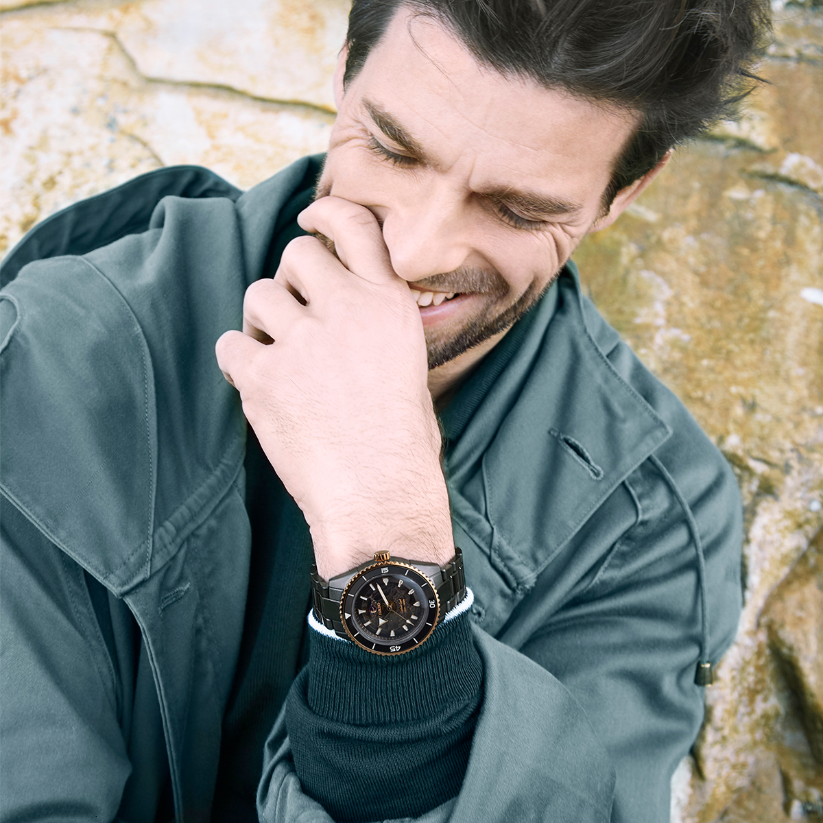 Rado Captain Cook High-tech Ceramic R32127162 · v9
