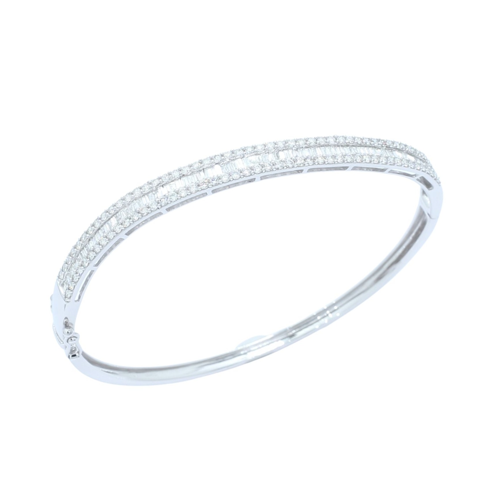 TAKA Jewellery Cresta Diamond Bangle 9K · v9