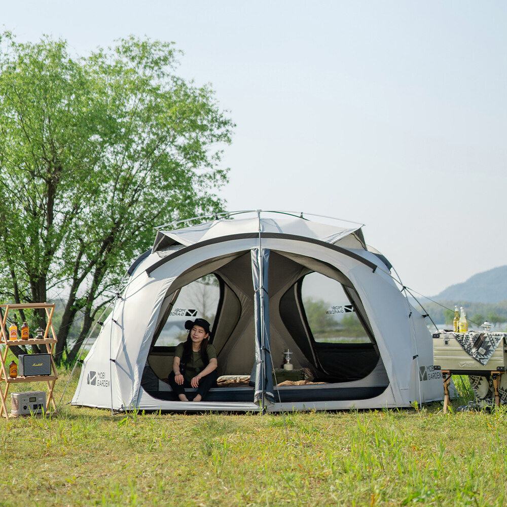 MOBI GARDEN Buitencamping Familietent Royal Castle voor glamping, zonnebrandcrème voor grote ruimtes