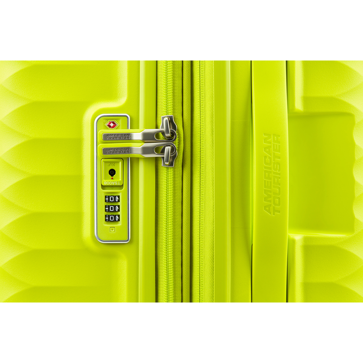 American Tourister Squasem Spinner 75/28 EXP TSA · v3