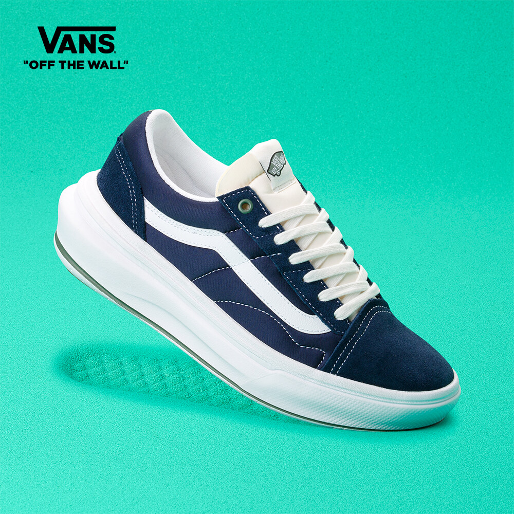Vans Pop Color Old Skool Overt ComfyCush Sneakers Women (Unisex US Size) BLUE VN0A7Q5ELKZ1 · v17