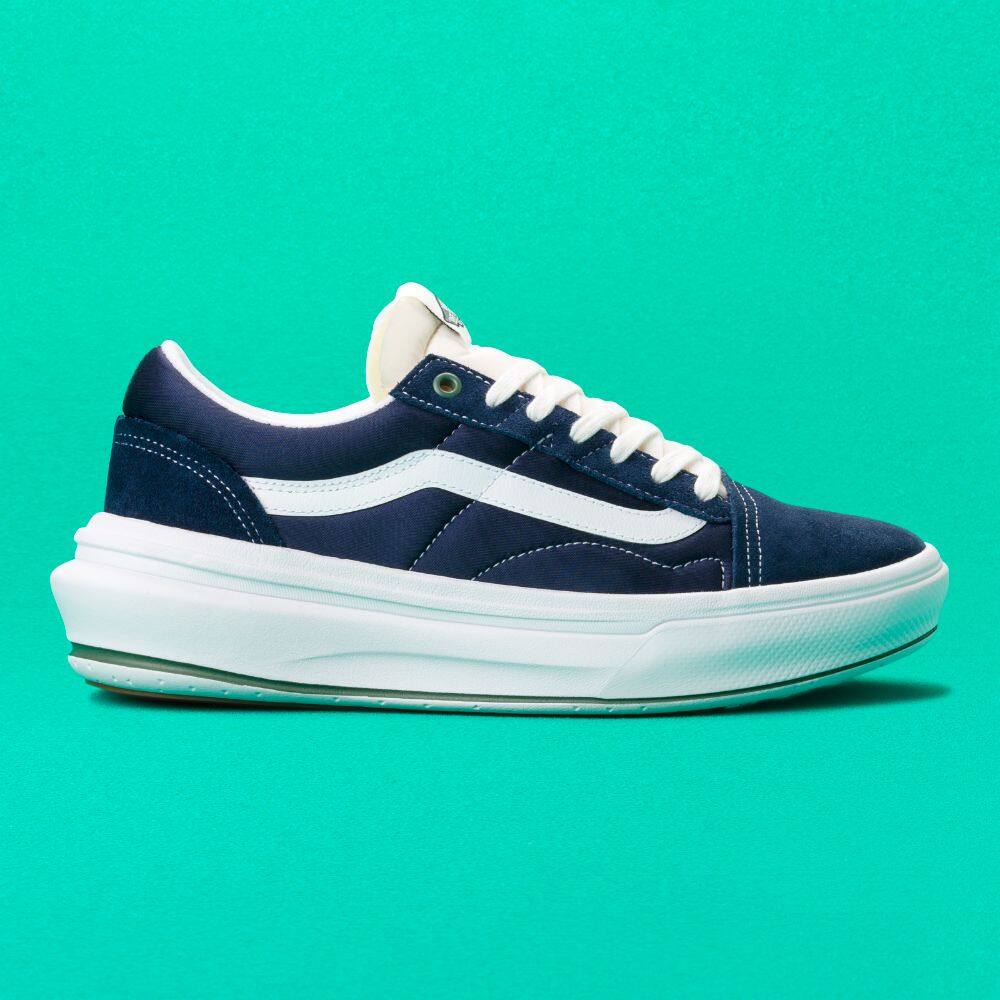 Vans Pop Color Old Skool Overt ComfyCush Sneakers Women (Unisex US Size) BLUE VN0A7Q5ELKZ1 · v17
