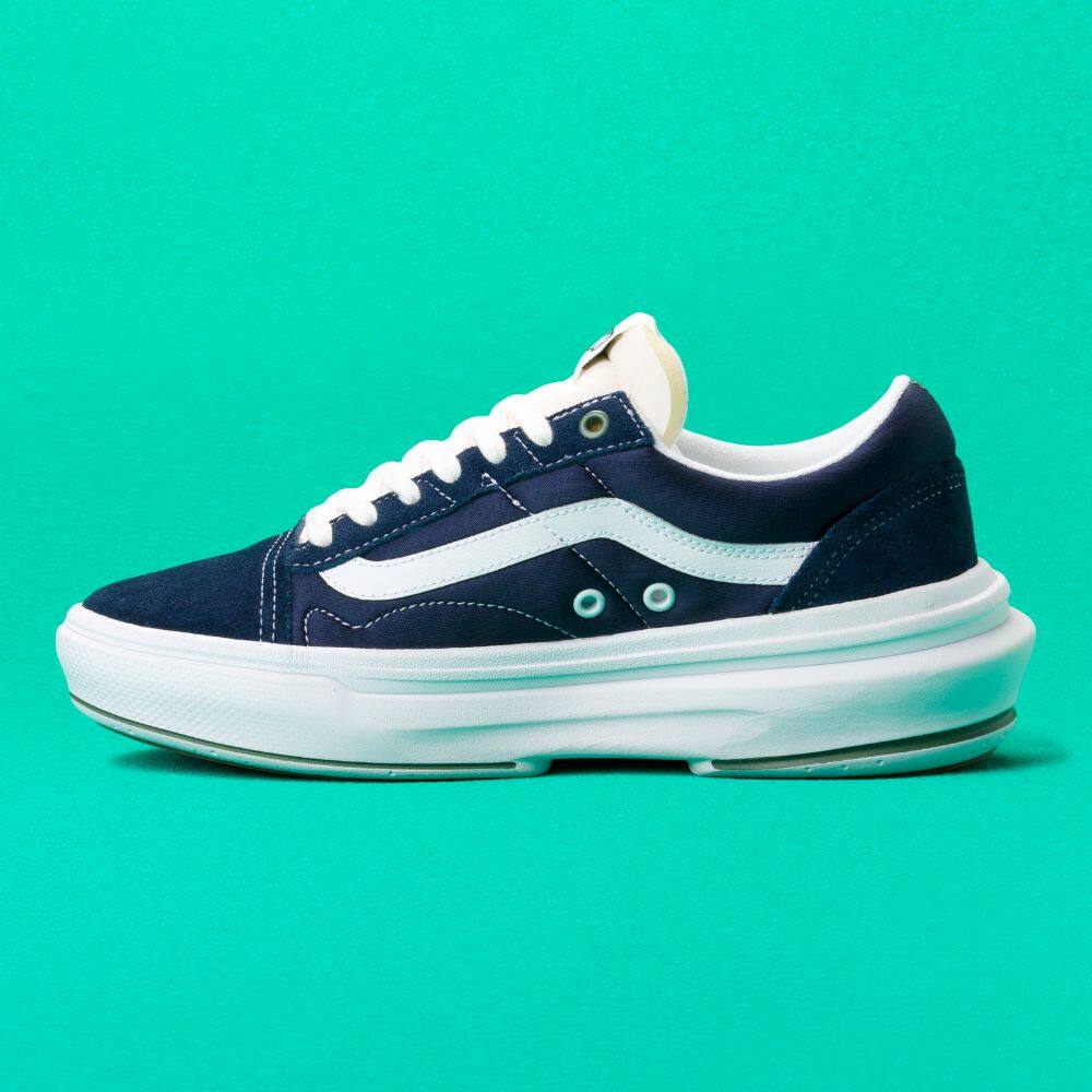 Vans Pop Color Old Skool Overt ComfyCush Sneakers Women (Unisex US Size) BLUE VN0A7Q5ELKZ1 · v17