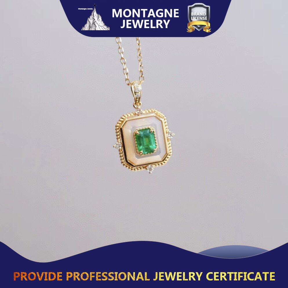 Montagne Jewelry จี้ทองคำบริสุทธิ์ 18k สำหรับผู้หญิง จี้มรกตธรรมชาติ 0.21 กะรัต สร้อยคอทองคำ ดีไซน์ประดับมุกแท้