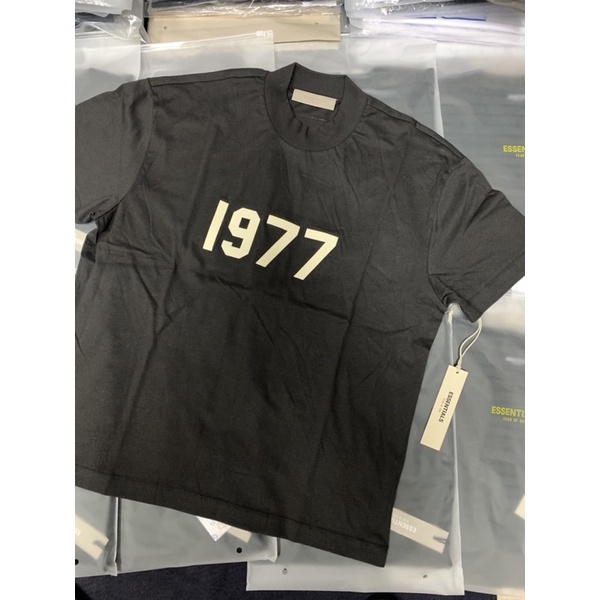 [Jshopspree] [Autentico garantito] Ferro da stiro FOG Essentials '1977'