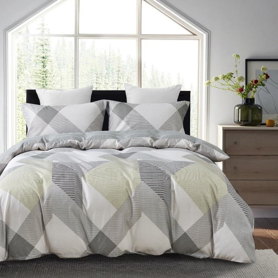ชุดเตียง MYSTIQUE TAUPE ผ้าปูที่นอน Tencel คุณภาพสูง 700 เส้น