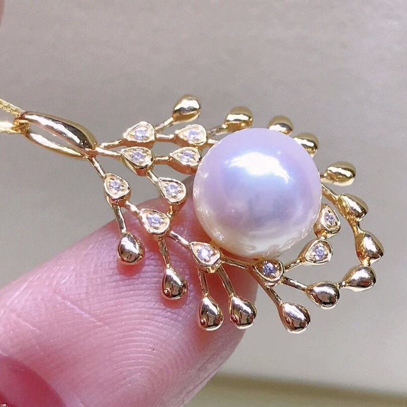 Montagne Jewelry 18k Pure White Gold Pendant Pine Cone Design Fine Jewellery Natural 8-9mm Pearl Pendant Necklace