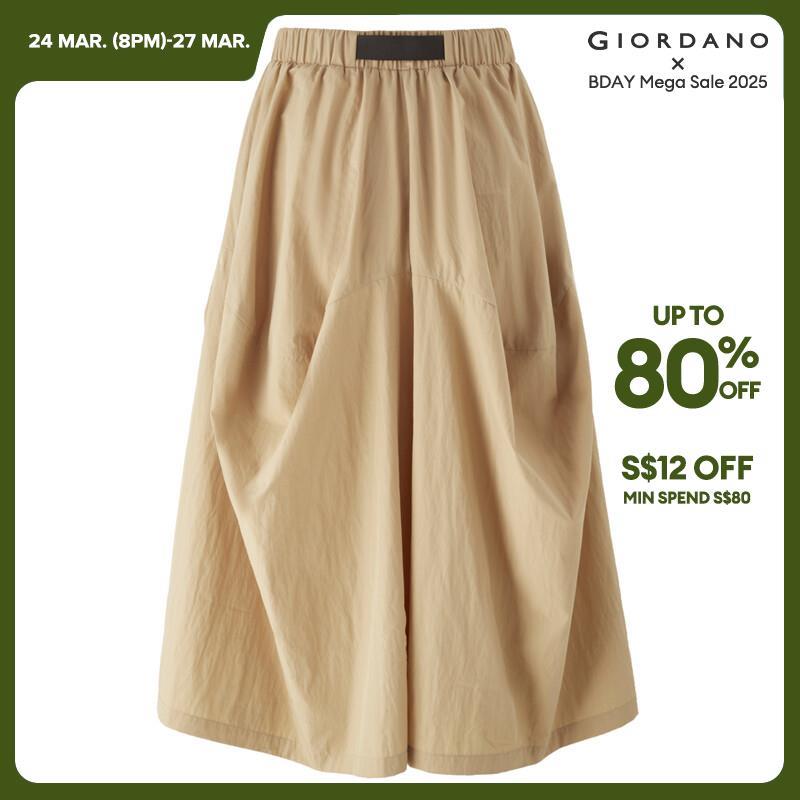 GIORDANO Women Pants Buckle Strap Elastic Waist Pants Lightweight Drape Simple Fashion Relaxed Casual Loose Crop Pants 18423606