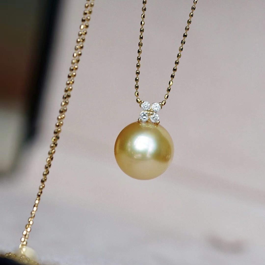 Montagne Jewelry Halskette aus 18 Karat reinem Gold für Damen, vierteiliger feiner Schmuck mit Diamanteneinsatz, natürliche 10—11 mm große Südseeperlen