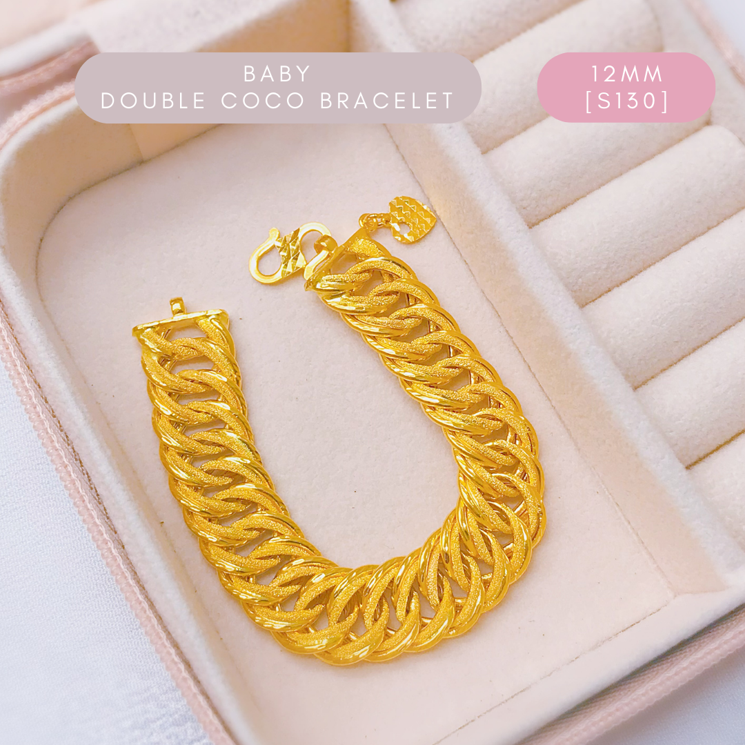 Merlin Goldsmith สร้อยข้อมือทอง 22K 916 Baby Double Coco (12มม. / S130)