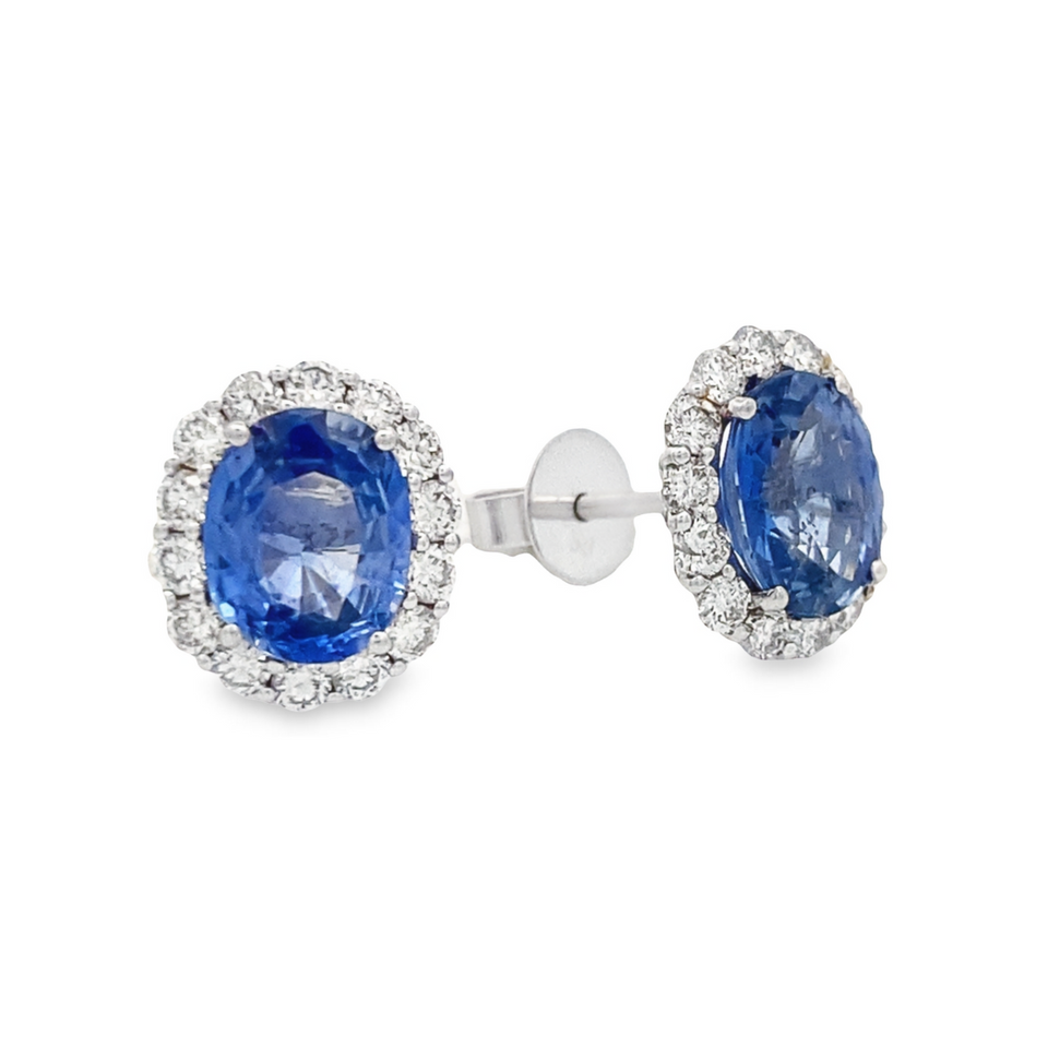 ต่างหูทองคำขาวแซฟไฟร์ทรงรี 18K จาก Top Cash Jewellery
