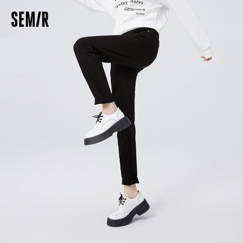 กางเกงยีนส์ Semir สำหรับผู้หญิง กางเกงขายาวทรงสลิมฟิต สไตล์เรียบง่าย ทรงแฟชั่น กางเกงขายาวสำหรับหน้าหนาว