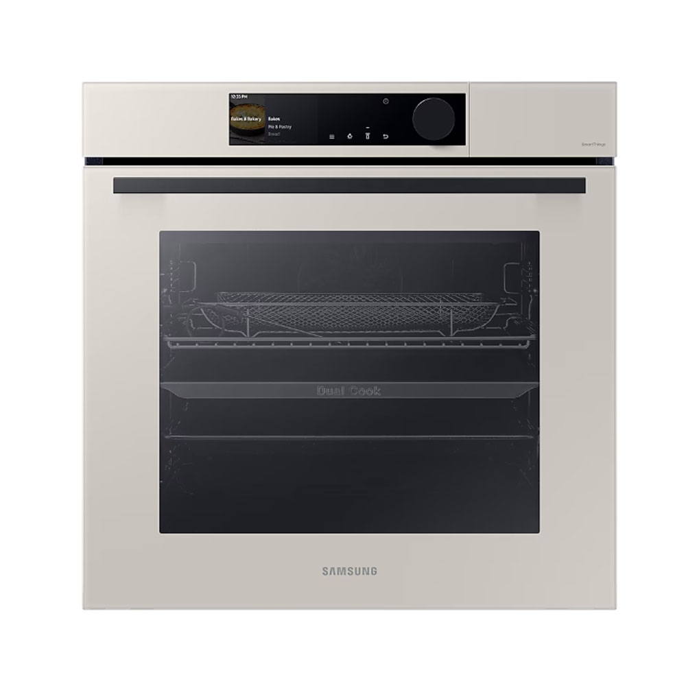 (Sperrig) (Paket) Samsung NK36CB665WWHSP Maßgeschneiderte Dunstabzugshaube zur Wandmontage (90 cm) + NV7B6675CAA/SP Maßgeschneiderter Einbauofen mit Dual Cook Steam™ (76 l)