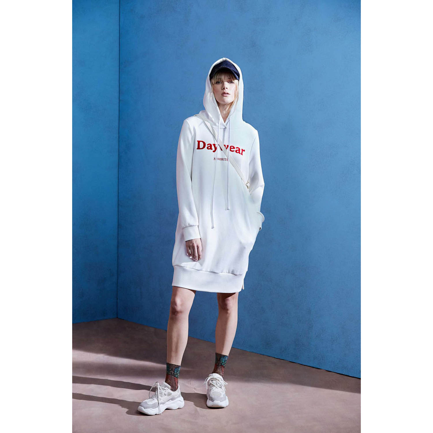 iROO Women Fashion Hoodie Slogan Dress · v2