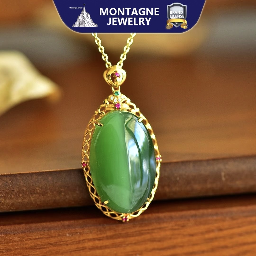 Montagne Jewelry สร้อยคอทองคำบริสุทธิ์ 18k สำหรับผู้หญิง ดีไซน์ฝังอัญมณี เครื่องประดับชั้นดี สร้อยคอจี้หยกสีเขียวตาแมวธรรมชาติ ขนาด 19x33 มม.