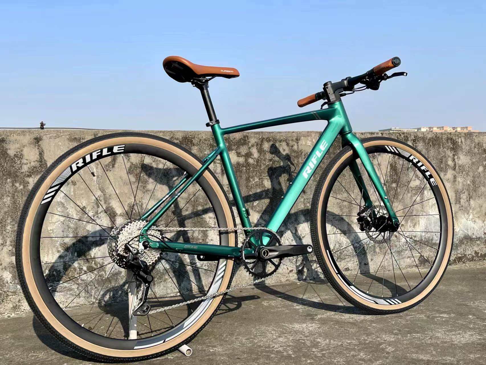 Rifle F1 Hydride bike flat bar road bike Shimano DEORE 10 speed light weight · v7