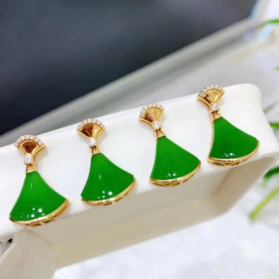Montagne Jewelry 18K Pure Gold necklace for women 19x12mm Lucky Leaf Diamond Inset Design Fine Jewellery Natural Grade A Green Jade Pendant · v3