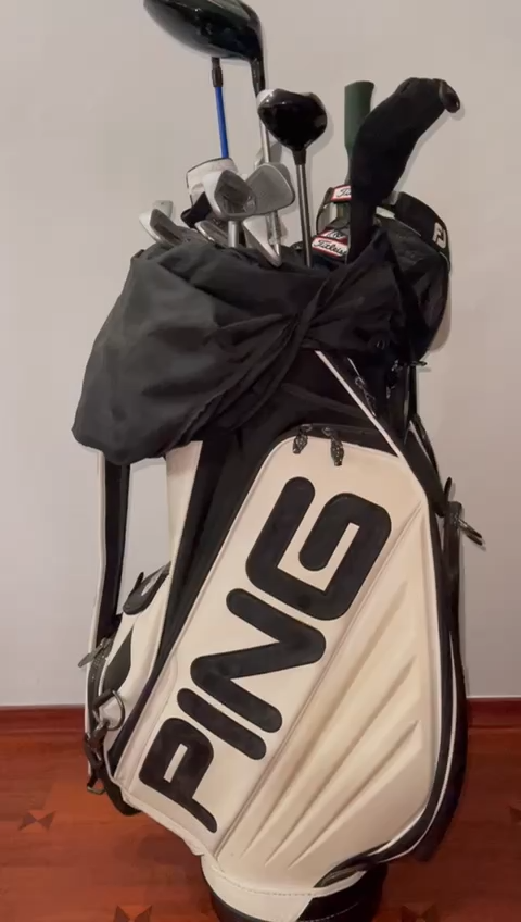 Ping Golf Clubs Complete set With Ping Bags