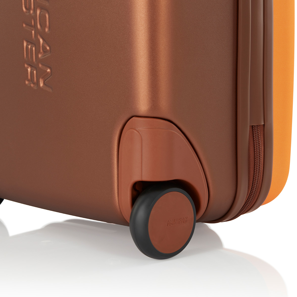 American Tourister Kiztopia Upright 47/17 TSA (Bear) · v3