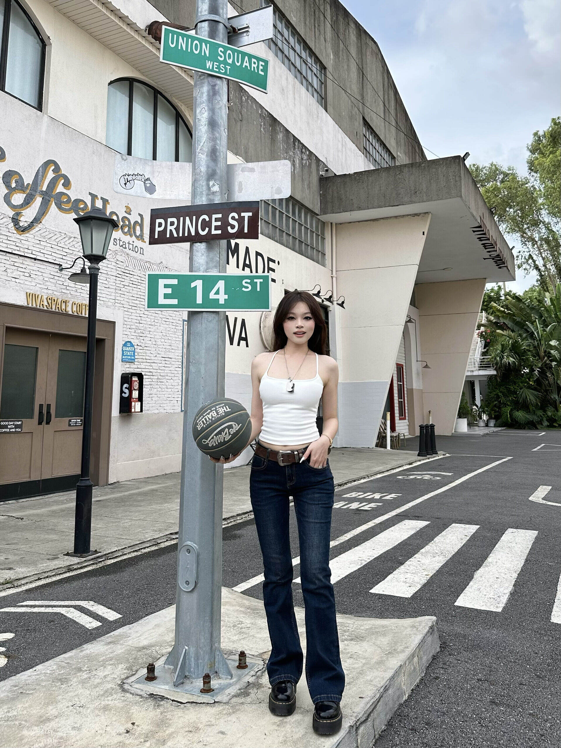 Original Popchee High-Waist Slimming Jeans for Women Micro-Length Denim Trousers with Zipper Anti-Wrinkle Leg Shaping Waist Hip Level