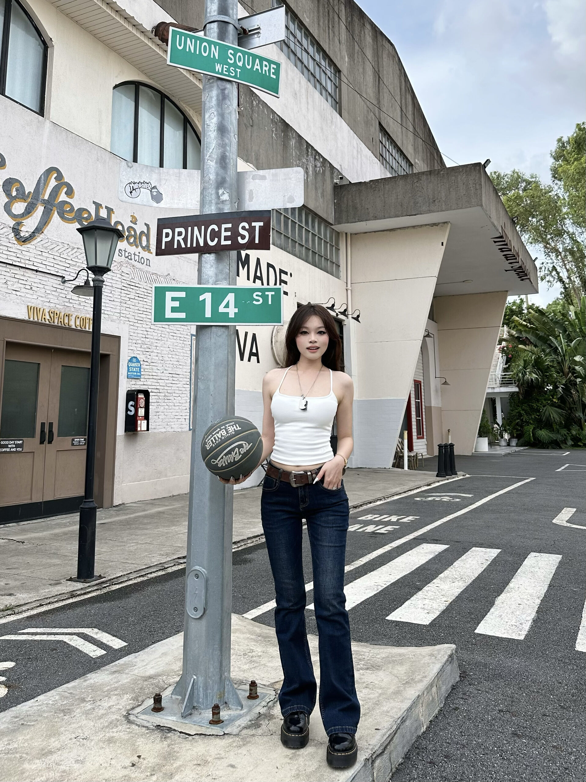 Original Popchee High-Waist Slimming Jeans for Women Micro-Length Denim Trousers with Zipper Anti-Wrinkle Leg Shaping Waist Hip Level