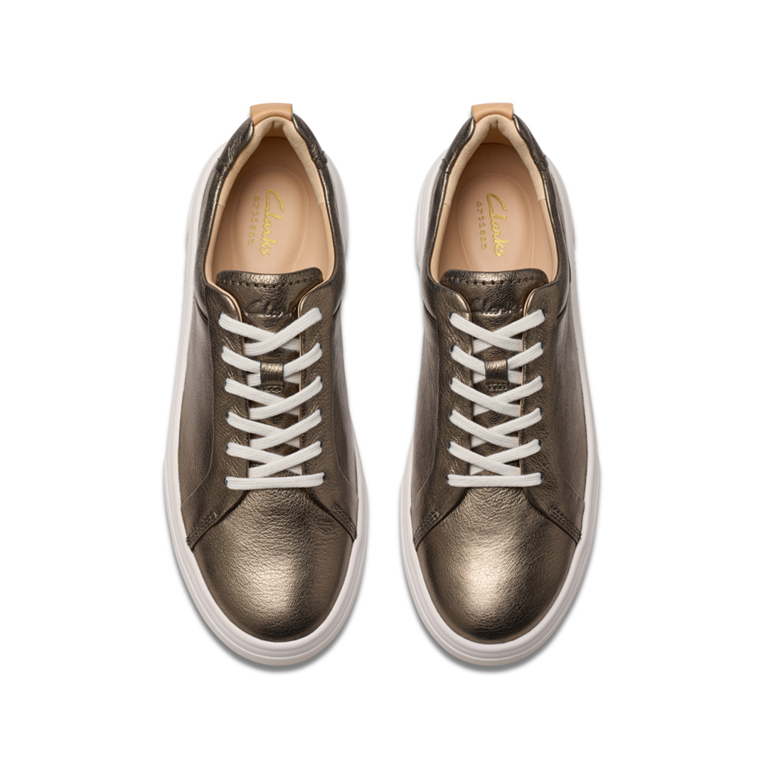 Clarks Womens Hollyhock Walk Sneakers - Metallic