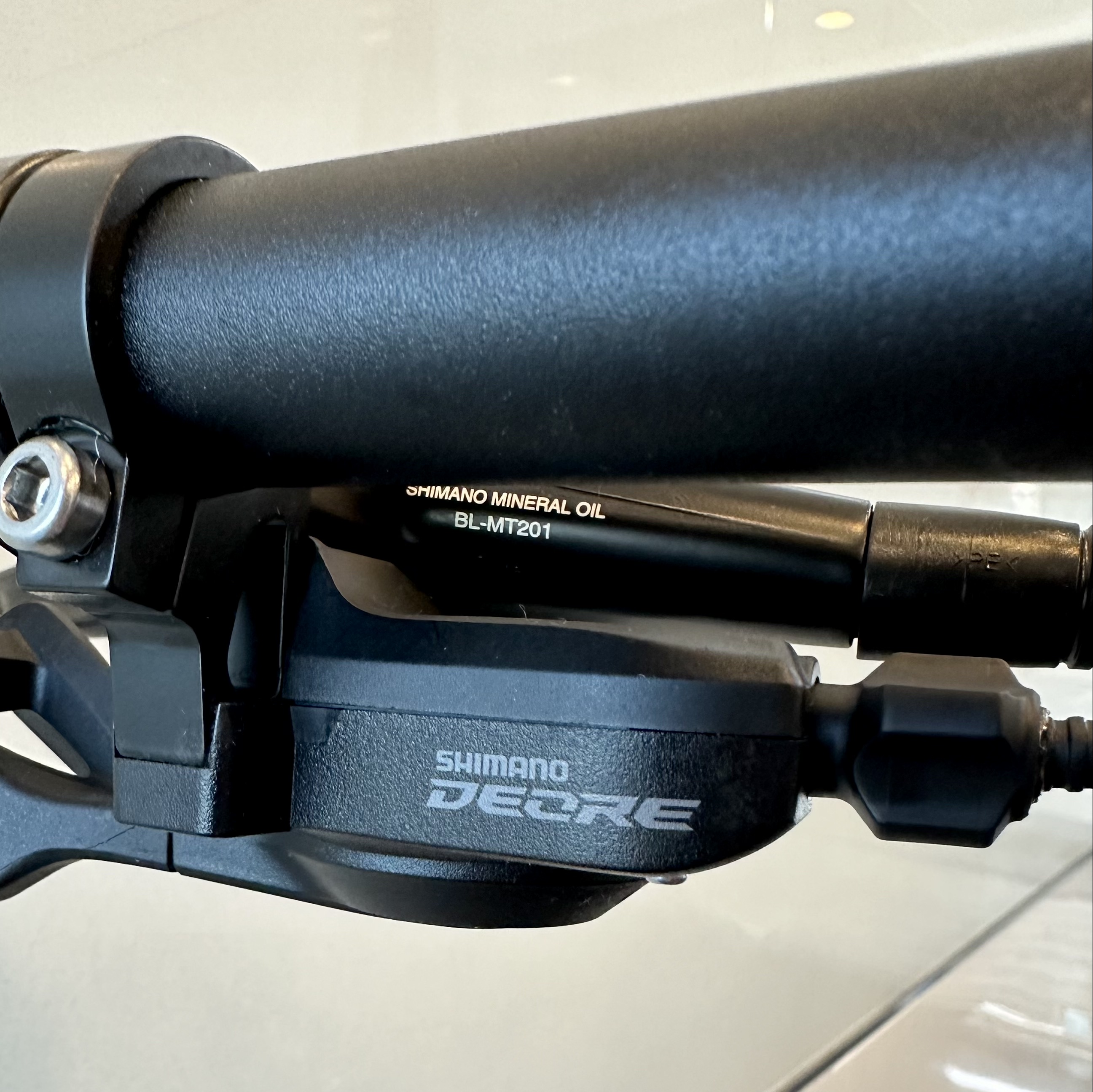 Polygon Xtrada 5 Trail Ready Mountain Bike | Shimano Deore M4100 2x10 Speed · v8