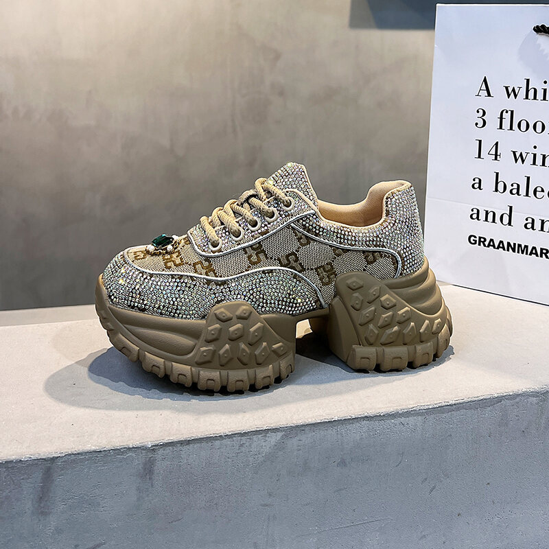 Eleganti scarpe da papà retrò con borchie di diamanti con tacchi spessi da donna, versatili, sportive e casual, altezza aumentata, comodo interno in rete