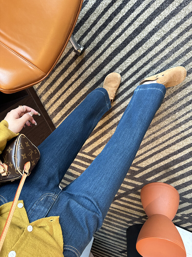 The Style Is Too Good! Retro Blue Straight-leg Denim Female 2024 Autumn New Arrival Ninth Loose Slim Looking Loose Pants · v2