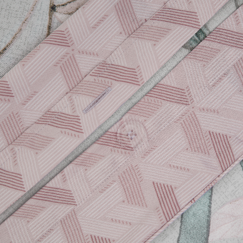 طقم ملاءات سرير AKEMI 900TC TENCEL™ Felicity Baneberry (طقم ملاءات مُجهزة | طقم غطاء لحاف | ملاءة سرير)