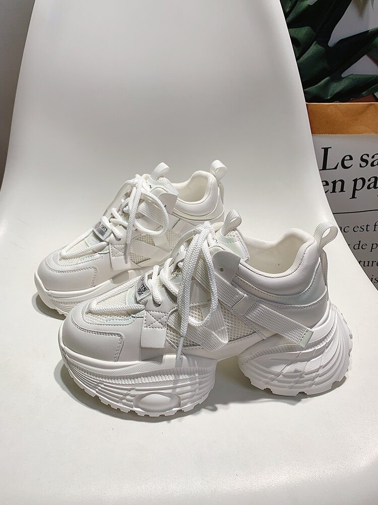 Autunno 2024 Nuovo arrivo Scarpe da papà leggere con suola spessa da donna argentate piccole facili da abbinare Scarpe casual con suola morbida Sneakers Tide