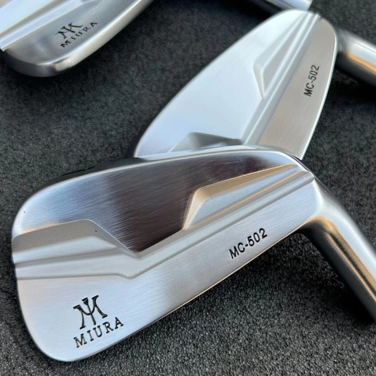 Miura MC-502 Irons Golf Clubs Soft Iron Forged Iron Set Complete Set Men's High Rebound Performance Knife Back Profile Irons · v11
