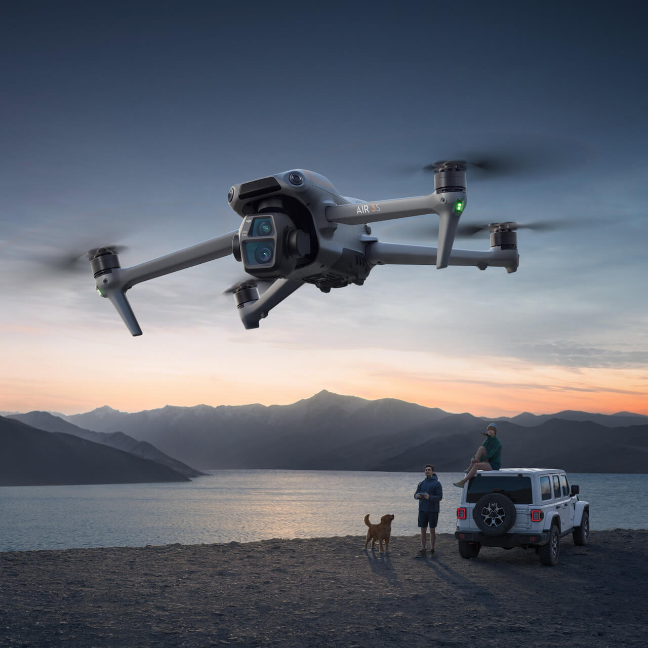DJI Air 3S - Droni con fotocamera | Sensore CMOS da 1" | New Air Aesthetic | Smart RTH di nuova generazione | Doppia fotocamera primaria tele e grandangolare media | Rilevamento omnidirezionale degli ostacoli