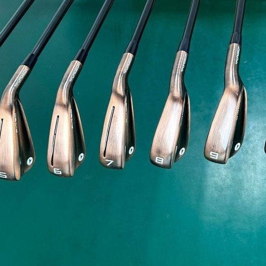 Limitierte Auflage, Taylormade, NEUESTE Golfschläger, 2024, IRONS Iron Set, 4. Generation, P790, Bügelset, 4-9P R/S, Flex Steel (7 Stück)
