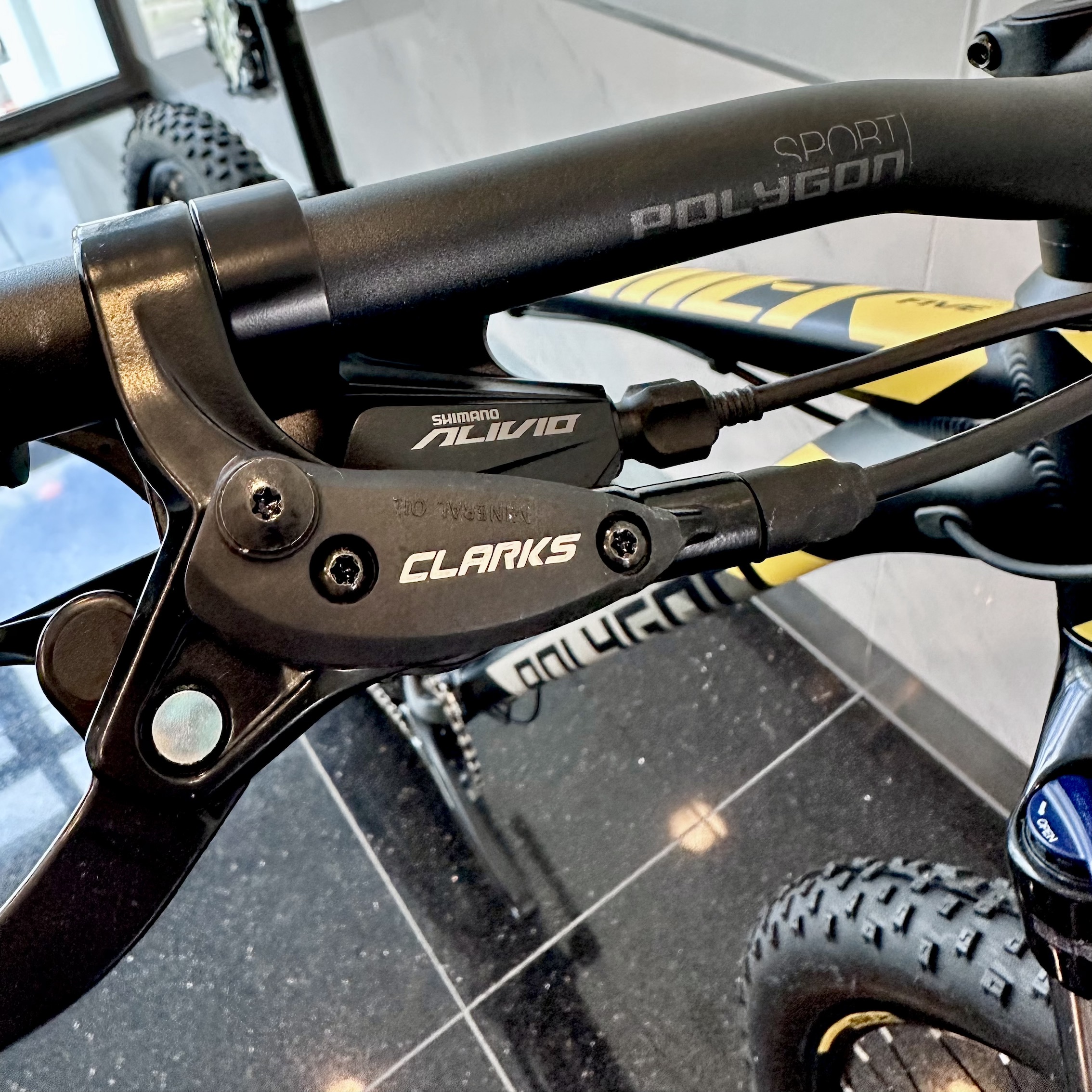 Mountain bike Polygon Premier 5 | Shimano Altus 2x9 Speed