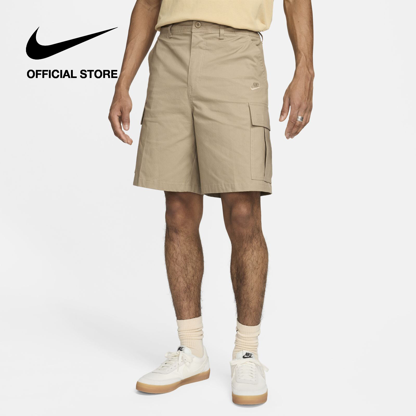 Nike Men's Woven Cargo Shorts - Khaki · v4