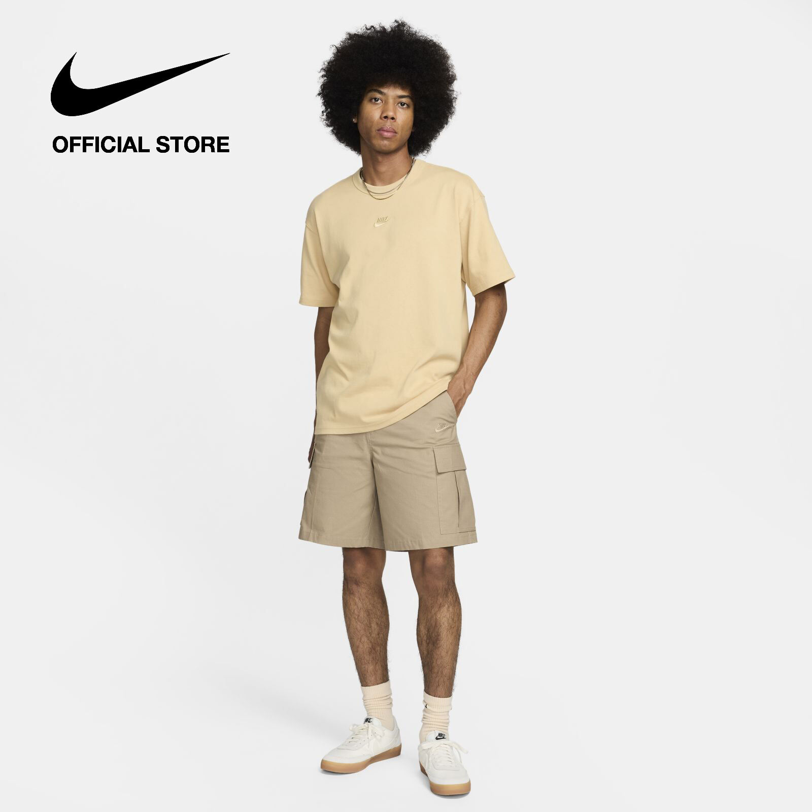Nike Men's Woven Cargo Shorts - Khaki · v4