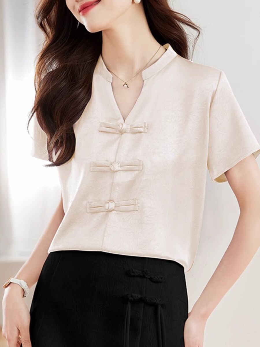 New Chinese Style Short Sleeve Shirt Women Summer 2025 New Fashion Black Embroidered Top Ladies Small Shirt Upper Body
