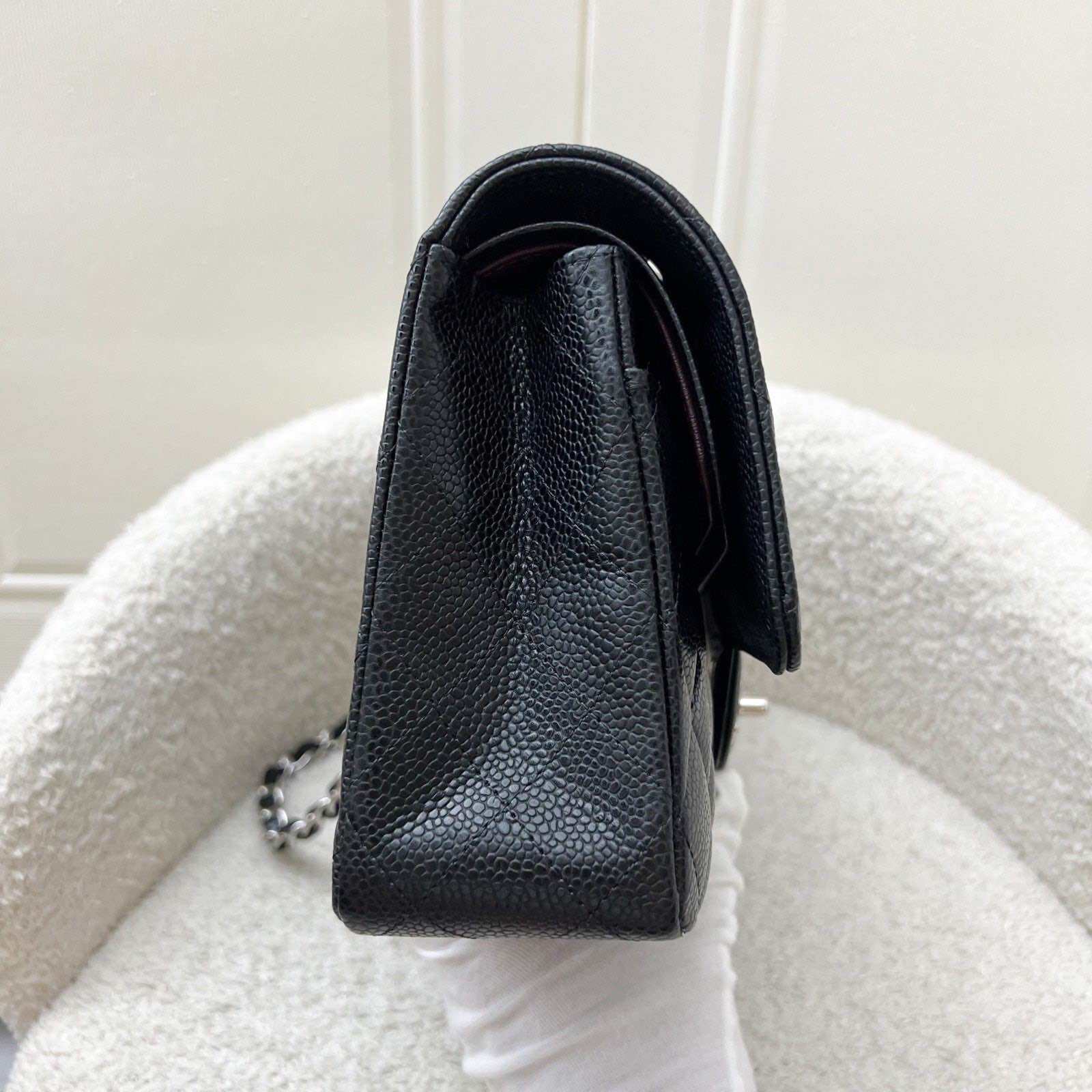 Chanel Medium Classic Flap CF in Black Caviar and SHW (Model: A01112) · v22