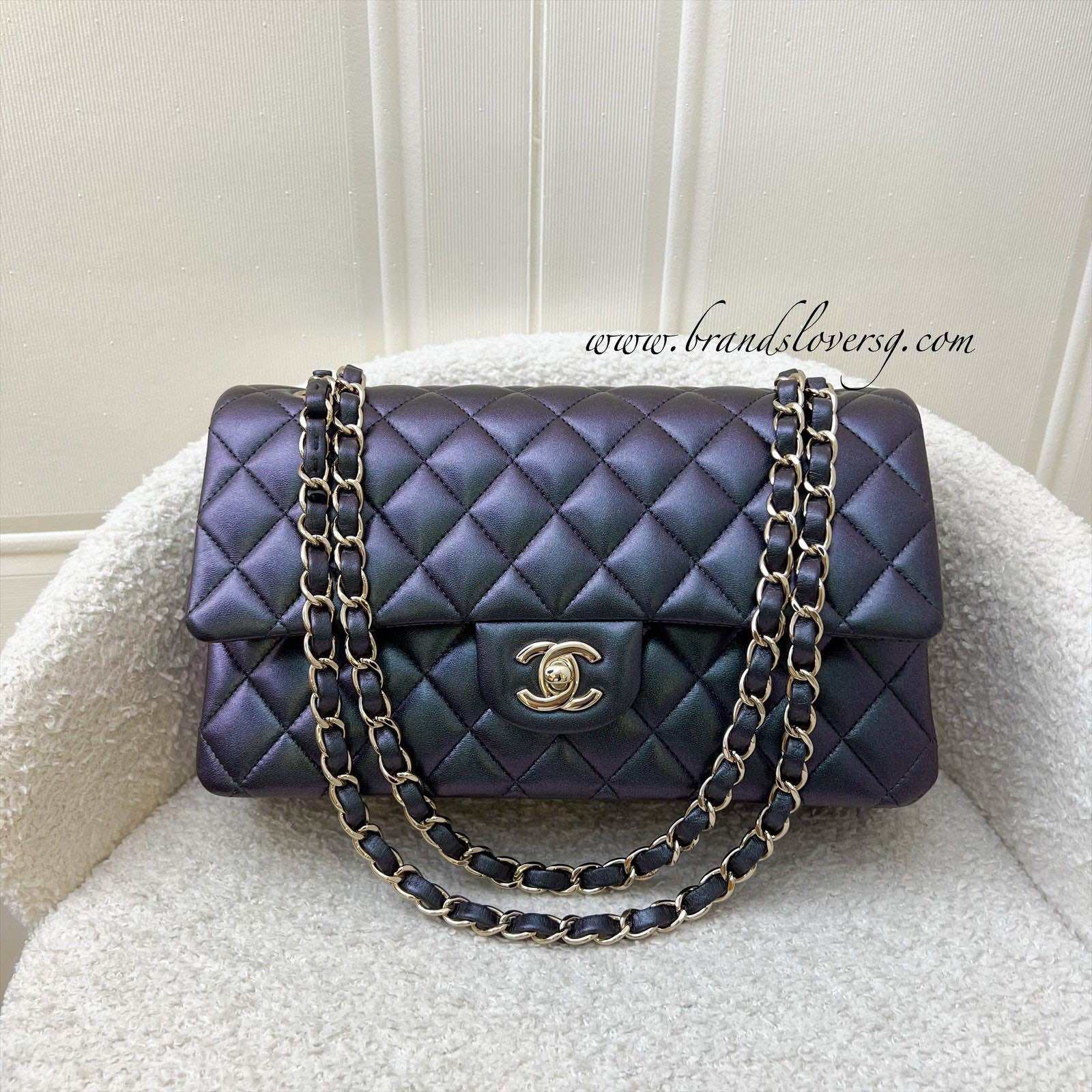 Chanel Medium Classic Flap CF in Iridescent Black Lambskin and LGHW (Model: A01112)