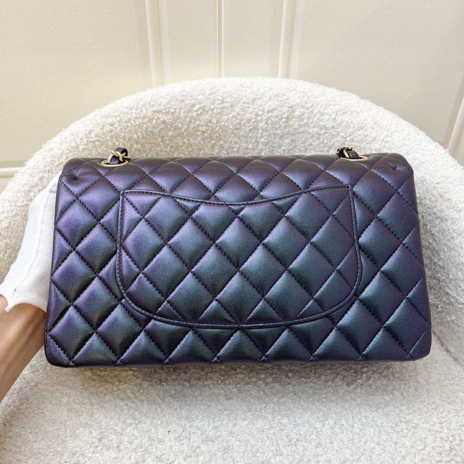 Chanel Medium Classic Flap CF in Iridescent Black Lambskin and LGHW (Model: A01112) · v4