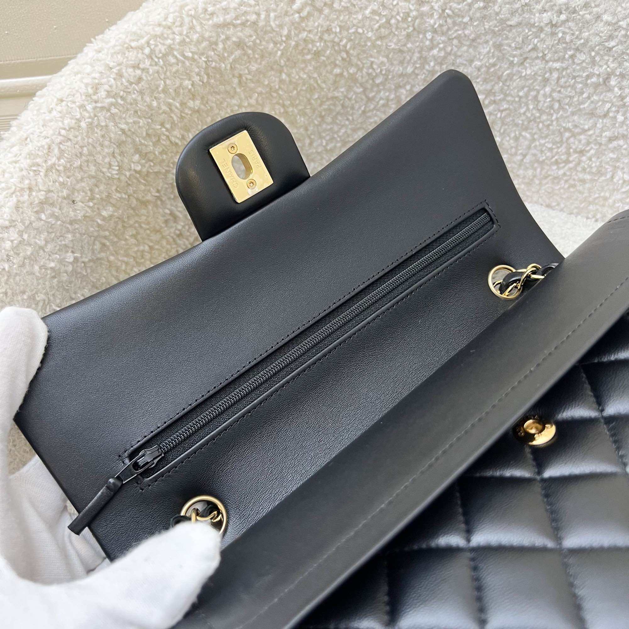 Chanel Medium Classic Flap CF Black Lambskin and GHW (Model: A01112) · v5