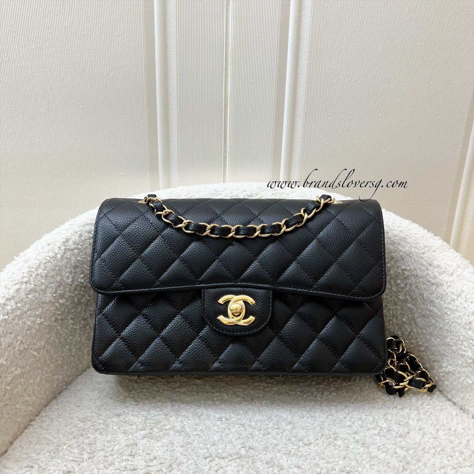 Chanel Small Classic Flap CF in Black Caviar and GHW (Model: A01113) · v11