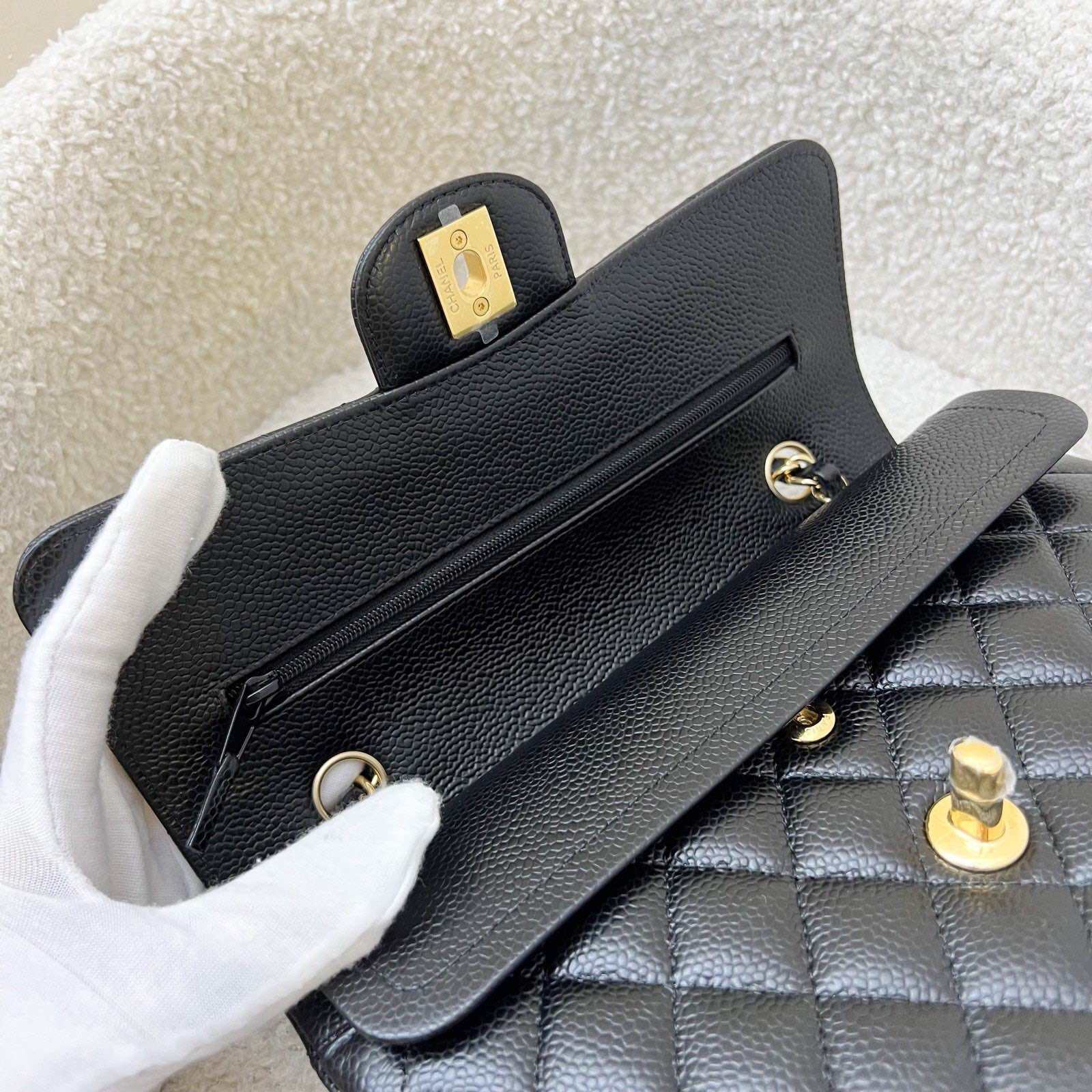 Chanel Small Classic Flap CF in Black Caviar and GHW (Model: A01113) · v11