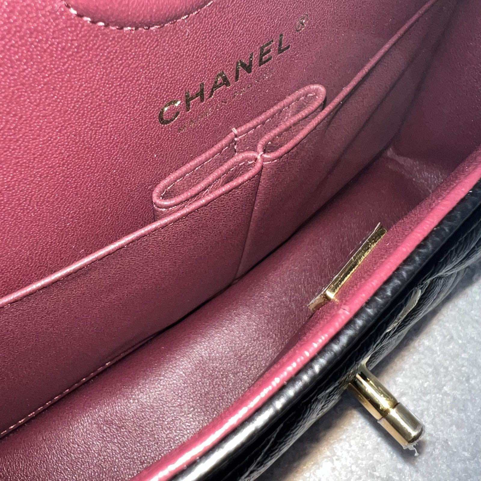 Chanel Small Classic Flap CF in Black Caviar and GHW (Model: A01113) · v11