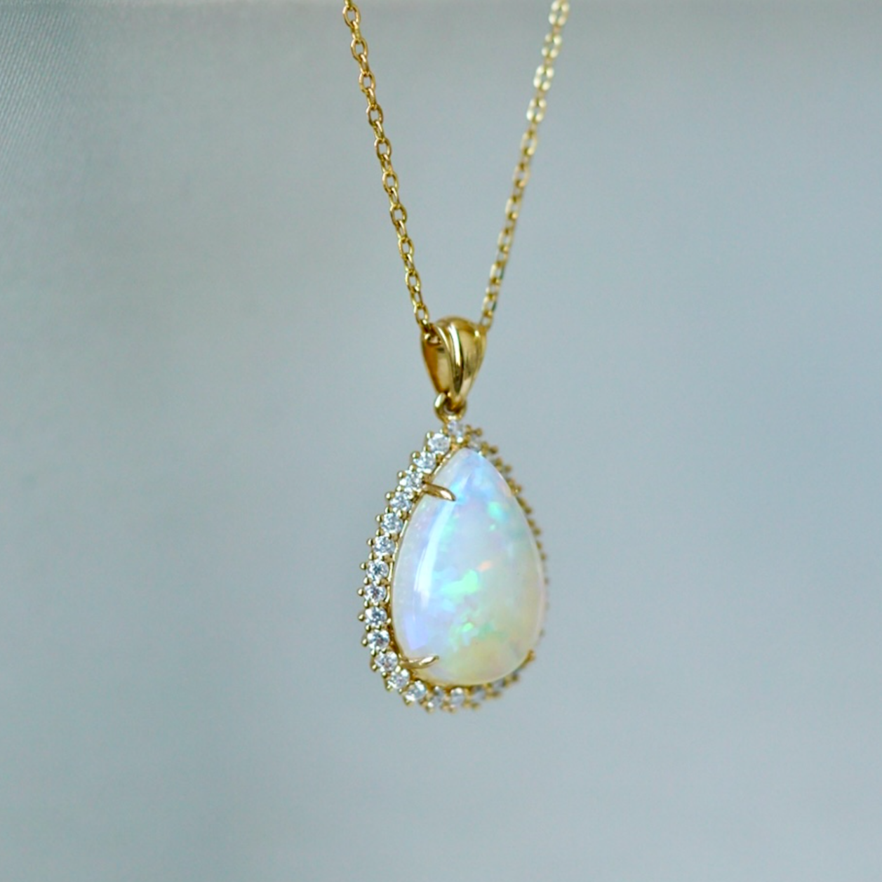 Montagne Jewelry 18k Pure Gold necklace for women Diamond Inset Teardrop Design Fine Jewellery Natural Opal Pendant Necklace · v3