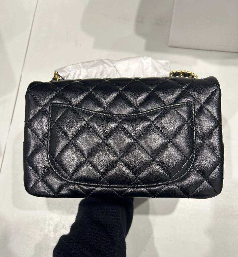 Chanel 24K Pearl Crush