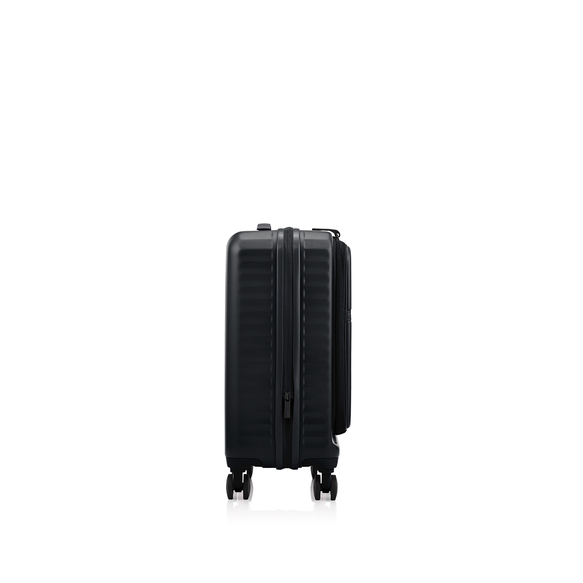 American Tourister The Funseekers Collection Spinner 55 · v3